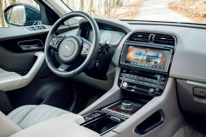 jaguar-f-pace-2017-1600-8d